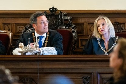 El fiscal general del Estado, Álvaro García Ortiz y la fiscal superior de Andalucía Ana Tárrago en una imagen de archivo.