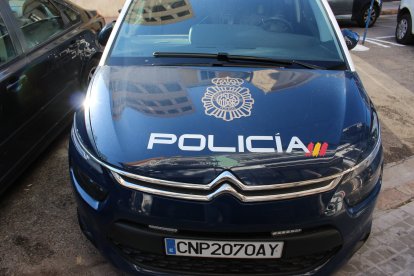 Archivo - Coche de la Policía Nacional.