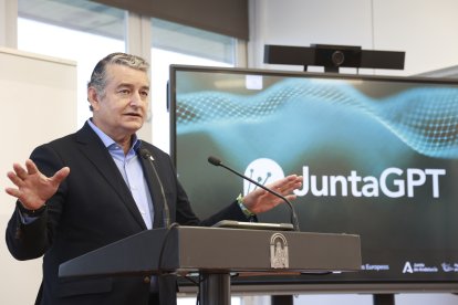 El consejero de Presidencia, Interior, Diálogo Social y Simplificación Administrativa de la Junta de Andalucía, Antonio Sanz.