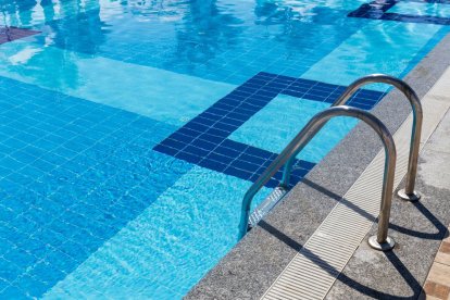 Robot de piscina sin cable AIPER Scuba SE