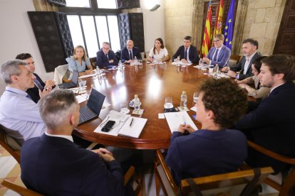 Reunión entre representantes de la Generalitat, el FMI, el Gobierno y el Ayuntamiento