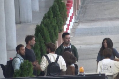 Finalistas de Supervivientes: Escassi, Borja, Montoya y Anita, llegando a Madrid .