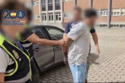 Detenido un fugitivo venezolano del 'Tren de Aragua' buscado en Perú por un asesinato en 2020.