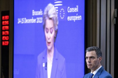 El presidente del Gobierno de España, Pedro Sánchez, durante una rueda de prensa conjunta, tras el Consejo Europeo, el 15 de diciembre de 2023.