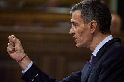 El presidente del Gobierno, Pedro Sánchez, durante un pleno en el Congreso de los Diputados.