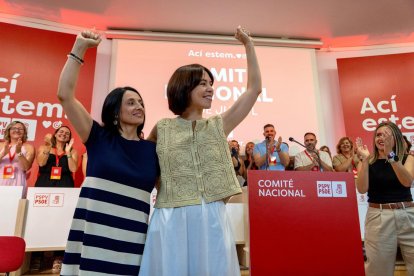 Diana Morant y Rebeca Torró en el Comite Nacional del PSPV
