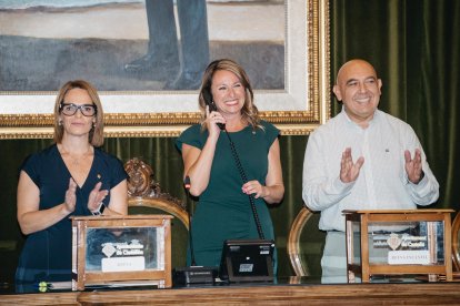 Llamada de la alcaldesa de Castelló, Begoña Carrasco, a las reinas de las fiestas de 2026