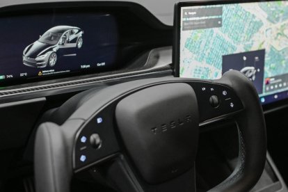 Tesla Autopilot