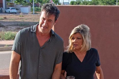 César Lucendo con Terelu Campos.