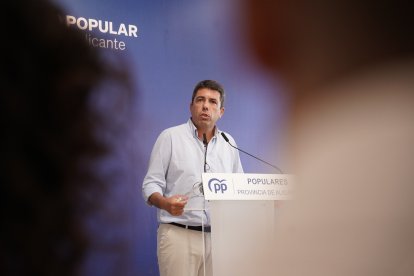 El presidente del PPCV, Carlos Mazón, interviene durante la Junta Directiva Provincial del PP de Alicante (Archivo)