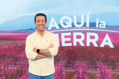Jacob Petrus, presentador de "Aquí la tierra"