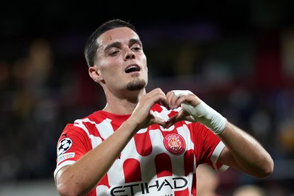 GIRONA, SPAIN - OCTOBER 22: Miguel Gutierrez of Girona FC celebrates scoring his team's first goal during the UEFA Champions League 2024/25 League Phase MD3 match between Girona FC and SK Slovan Bratislava at Montilivi Stadium on October 22, 2024 in Girona, Spain. (Photo by Alex Caparros/Getty Images)