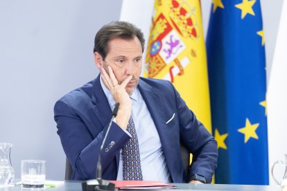El ministro de Transportes y Movilidad Sostenible, Óscar Puente, en la rueda de prensa posterior al último Consejo de Ministros del curso.