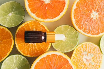 Sérum facial orgánico con vitamina C y ácido hialurónico Florence Organics