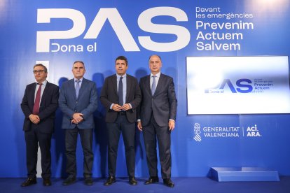 El president Carlos Mazón, el vicepresidente y conseller para la Recuperación, Francisco José Gan Pampols, y los responsables de Interior, Juan Carlos Valderrama, y Educación, José Antonio Rovira,