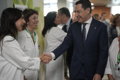 Juanma Moreno inaugura un nuevo centro de salud en Marbella
