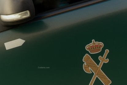 Simulacion de un coche camuflado de la Guardia civil