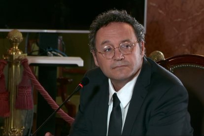 El fiscal general del Estado, Álvaro García Ortiz, sentado en el banquillo del Tribunal Supremo.