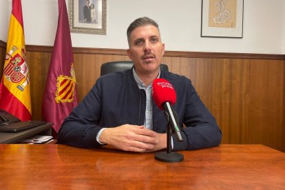 El alcalde de Cullera, Jordi Mayor