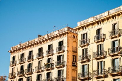 Edificio de viviendas en España. 
REMITIDA / HANDOUT por UPC
25/11/2025