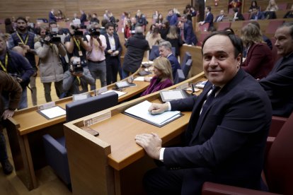 Juanfran Pérez Llorca durante el pleno de investidura