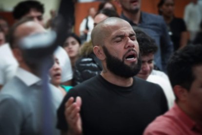 Dani Alves ha dado un giro sorprendente a su vida tras pasar por la cárcel
