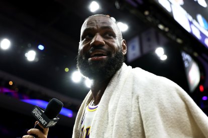 PHILADELPHIA, PENNSYLVANIA - DECEMBER 07: Lebron James #23 of the Los Angeles Lakers speaks during an interview after a game against the Philadelphia 76ers Xfinity Mobile Arena on December 07, 2025 in Philadelphia, Pennsylvania. The Los Angeles Lakers won 112-108. NOTE TO USER: User expressly acknowledges and agrees that, by downloading and or using this photograph, User is consenting to the terms and conditions of the Getty Images License Agreement. (Photo by Emilee Chinn/Getty Images)
