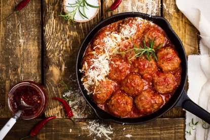 albóndigas caseras en salsa
