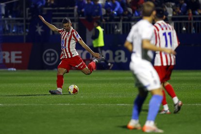 Lenglet se tuvo que retirar a los diez minutos de juego del partido copero frente al Atlético Baleares.
