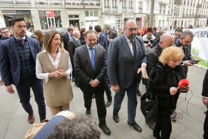 José Luis Ábalos y Koldo García, en Lugo en marzo de 2019.