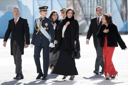 Los Reyes, la Princesa Leonor y Margarita Robles, en la Pascua Militar.