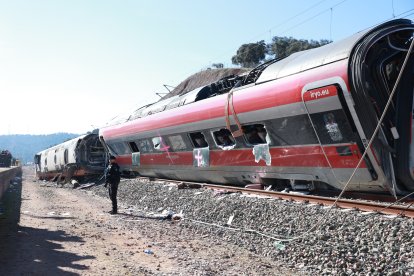 Uno de los vagones del tren Iryo que descarriló en Adamuz, Córdoba.