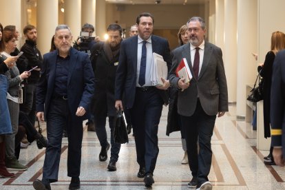 El ministro de Transportes, Óscar Puente, acude al Senado