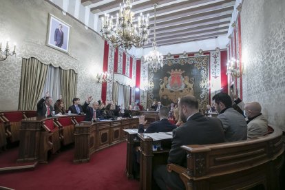 Sesión plenaria en el Ayuntamiento de Alicante.