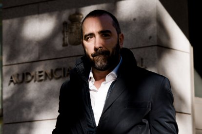 Víctor de Aldama a su salida del interrogatorio del juez instructor del 'caso Koldo', en la Audiencia Nacional.