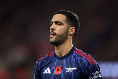 SUNDERLAND, ENGLAND - NOVEMBER 08: Mikel Merino of Arsenal during the Premier League match between Sunderland and Arsenal at Stadium of Light on November 08, 2025 in Sunderland, England. (Photo by George Wood/Getty Images)