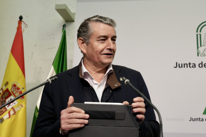 El consejero de Sanidad, Presidencia, y Emergencias de la Junta de Andalucía, Antonio Sanz.
