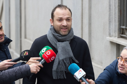 El hijo de José Luis Ábalos, Víctor Ábalos, a su llegada a declarar al Tribunal Supremo,