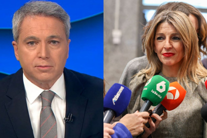 Vicente Vallés, presentador de Antena 3 Noticias (d) y Yolanda Díaz, ministra de Trabajo (i)