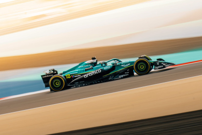 (Foto de ARCHIVO)
El canadiense Lance Stroll (Aston Martin), con el nuevo AMR26 en un test en Baréin.

REMITIDA / HANDOUT por ASTON MARTIN