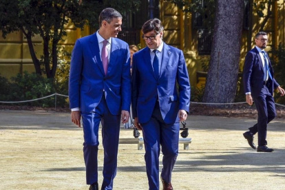 Pedro Sánchez con Salvador Illa