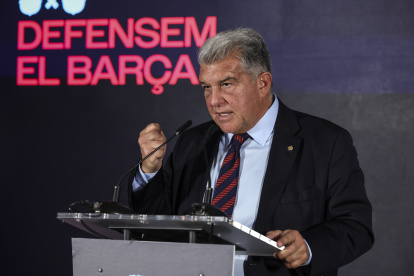(Foto de ARCHIVO)
Joan Laporta en su campaña electoral con el proyecto 'Defensem el Barça', en su nueva sede electoral

JAVIER BORREGO/AFP7/EUROPA PRESS
17/2/2026 ONLY FOR USE IN SPAIN