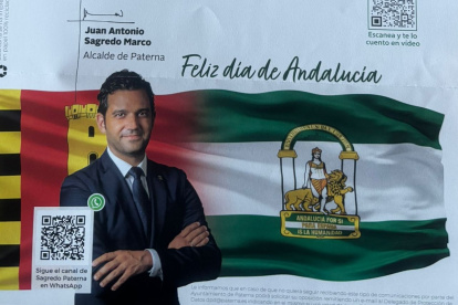 Parte inferior de la carta de felicitación donde aparece la foto del alcalde y el código QR de su canal de Whatsapp.