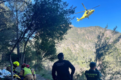 Rescatada en helicóptero una anciana en la Cueva Negra de Montanejos

REMITIDA / HANDOUT por POLICÍA LOCAL DE MONTANEJOS
Fotografía remitida a medios de comunicación exclusivamente para ilustrar la noticia a la que hace referencia la imagen, y citando la procedencia de la imagen en la firma
18/3/2026