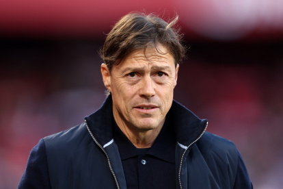 SEVILLE, SPAIN - FEBRUARY 14: Matias Almeyda, Head Coach of Sevilla FC, looks on prior to the LaLiga EA Sports match between Sevilla FC and Deportivo Alaves at Estadio Ramon Sanchez Pizjuan on February 14, 2026 in Seville, Spain. (Photo by Fran Santiago/Getty Images)