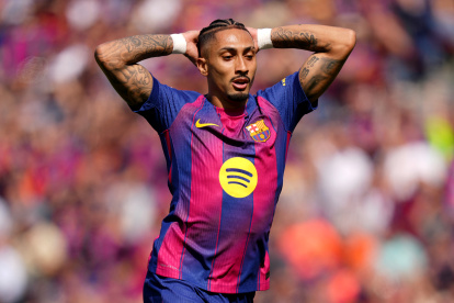 BARCELONA, SPAIN - MARCH 22: Raphinha of FC Barcelona reacts during the LaLiga EA Sports match between FC Barcelona and Rayo Vallecano de Madrid at Spotify Camp Nou on March 22, 2026 in Barcelona, Spain. (Photo by Alex Caparros/Getty Images)