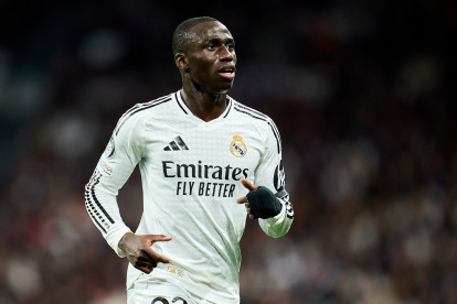Tres opciones en el lateral para Arbeloa