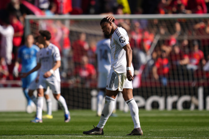 MALLORCA, SPAIN - APRIL 04: Kylian Mbappe of Real Madrid reacts after his side concedes a goal during the LaLiga EA Sports match between RCD Mallorca and Real Madrid CF at Estadio Daredevil Son Moix on April 04, 2026 in Mallorca, Spain. (Photo by Alex Caparros/Getty Images)