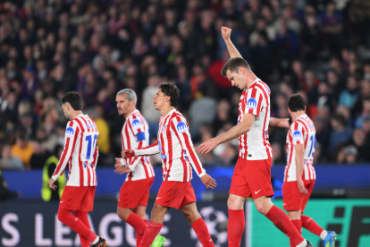 BARCELONA, SPAIN - APRIL 08: Alexander Sorloth of Atletico de Madrid celebrates scoring his team's second goal during the UEFA Champions League 2025/26 Quarter-Final First Leg match between FC Barcelona and Club Atlético de Madrid at Camp Nou on April 08, 2026 in Barcelona, Spain. (Photo by David Ramos/Getty Images)