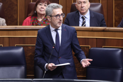 El ministro de Hacienda, Arcadi España, durante un pleno en el Congreso de los Diputados, a 15 de abril de 2026, en Madrid (España). 
Eduardo Parra / Europa Press
15/4/2026